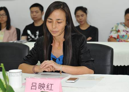 说明: C:\Users\Administrator\Desktop\吕映红书记发表讲话.jpg