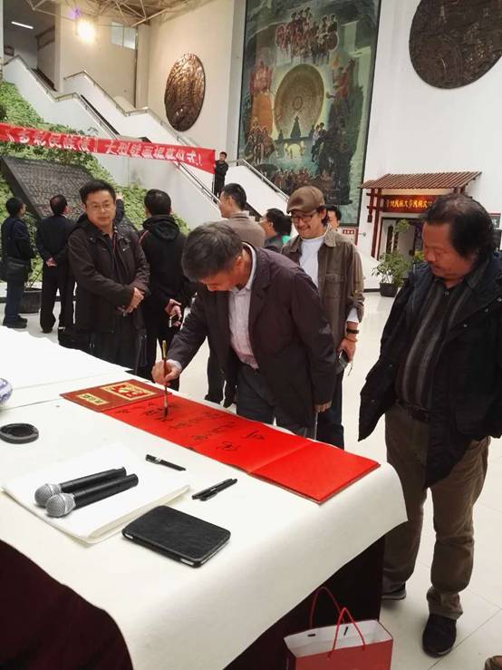 http://lib.gzmu.edu.cn/images/16/04/14/1nx7kjx3ti/t3gy_image003.jpg
