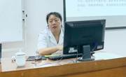 校医院韦维医生为图书馆学专业学生做健康教育讲座