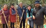 图书馆积极参与贵安新区与贵州民族大学共建花溪大学城“民族团结林”2015年义务植树活动