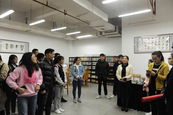 说明: D:\党总支\20181019:学习先进事迹,坚定理想信念,做合格党员主题党日活动\微信图片_20181022090059.jpg